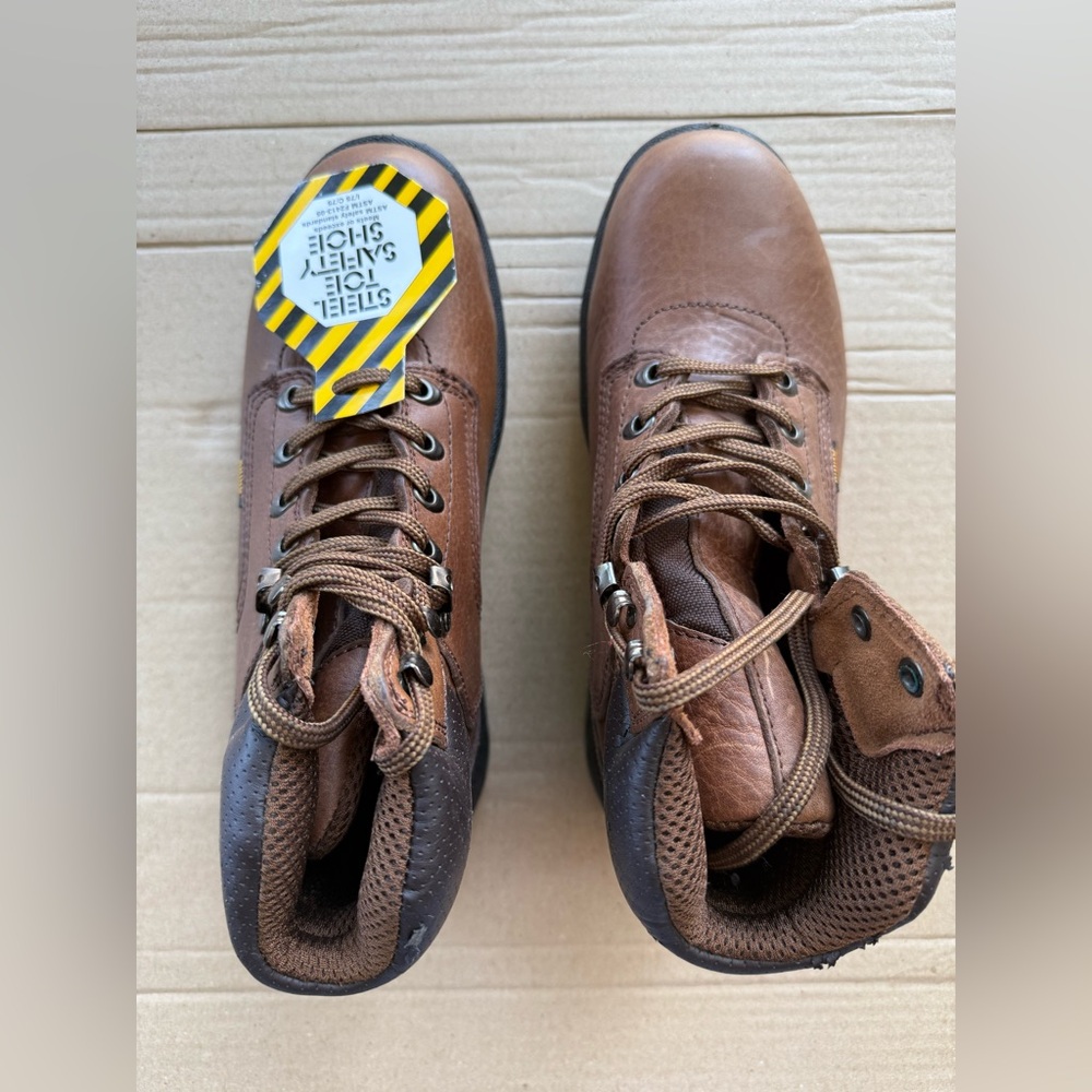 Rhino Leather Work Boots - Steel Toe

US. Size 6.5 Mens - 8.5 Womens 
Euro 39